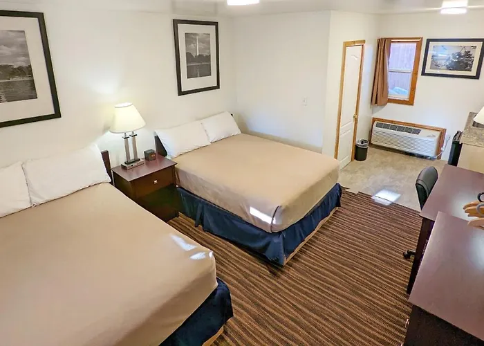 Teton Court Motel *
