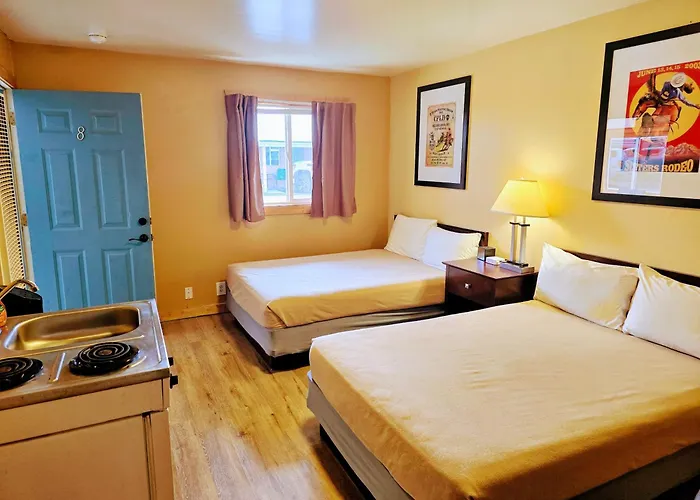 Teton Court Motel *