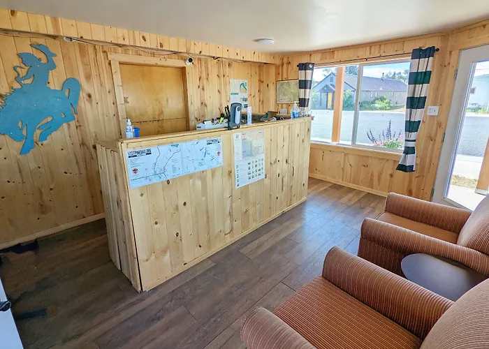 Teton Court Motel *