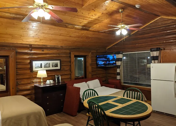 Teton Court Motel *