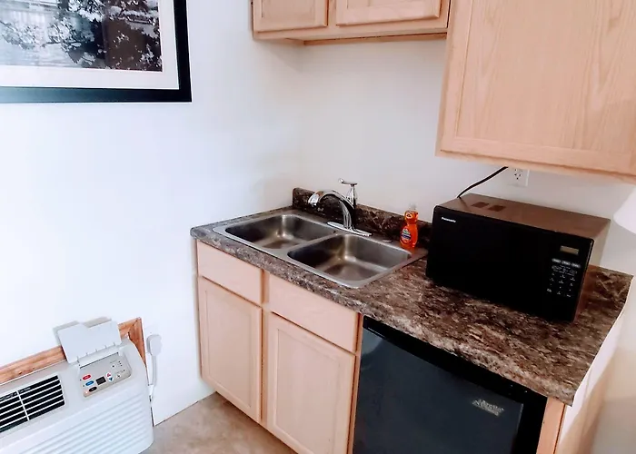 Teton Court